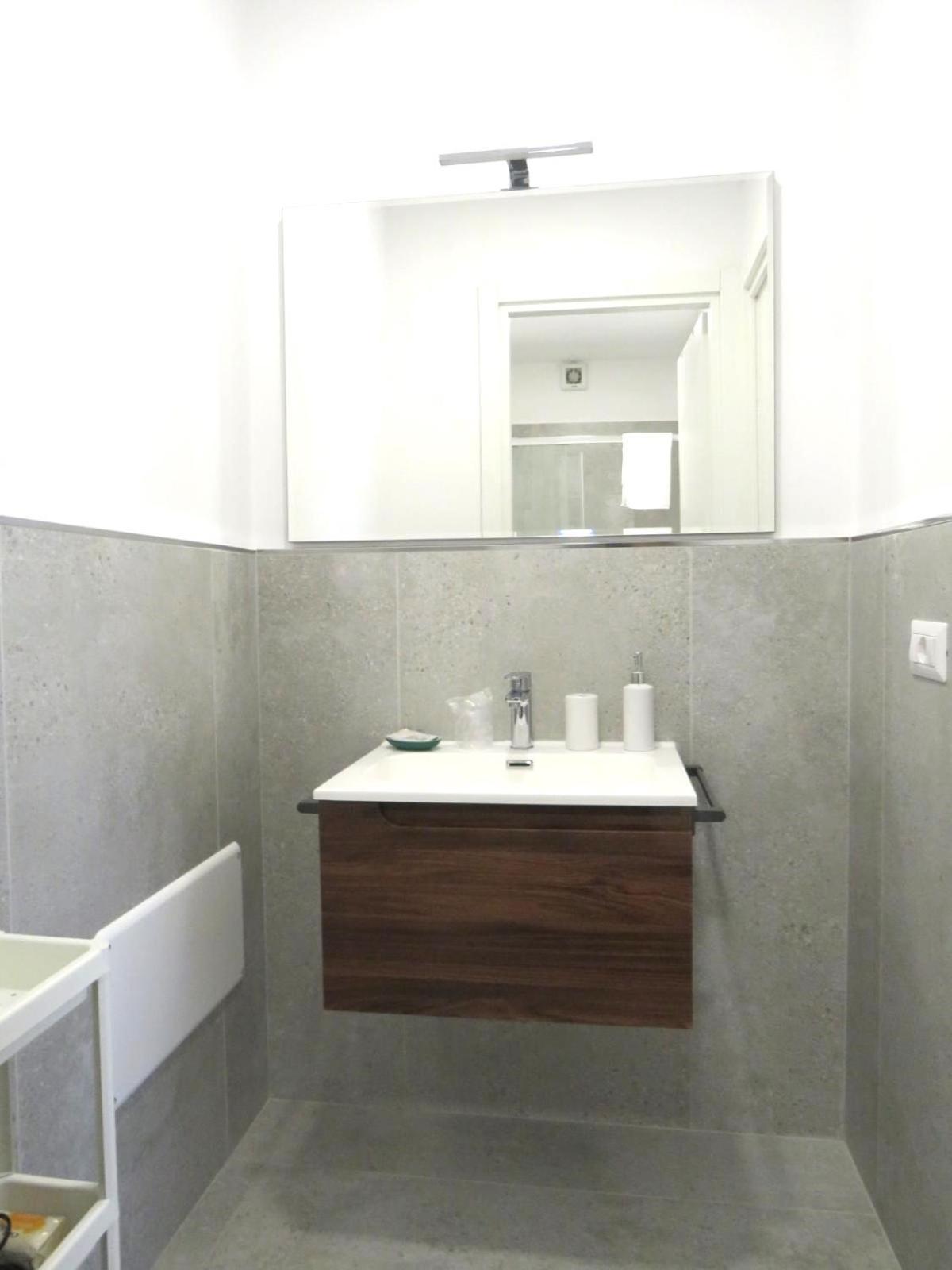 Rebibbia Guest Art Metro B Apartment Рим Екстериор снимка