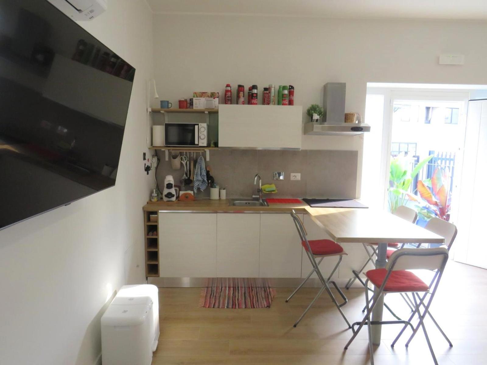 Rebibbia Guest Art Metro B Apartment Рим Екстериор снимка